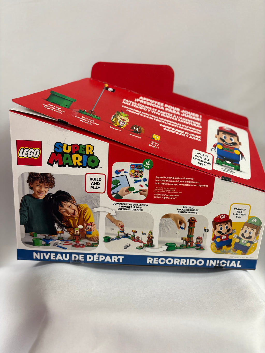 LEGO Super Mario Adventures with Mario Starter Course